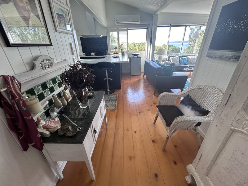 Photo - 9 Boat Harbour Avenue, Macleay Island QLD 4184 - Image 12