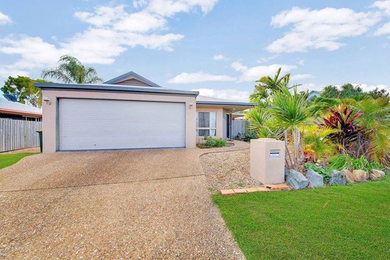 9 Booth Court, Cooee Bay QLD 4703