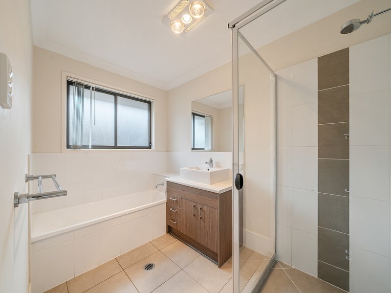 Photo - 9 Borbidge Street, North Lakes QLD 4509 - Image 15
