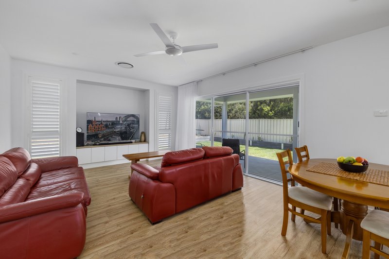 Photo - 9 Borrowdale Avenue, Dunbogan NSW 2443 - Image 4