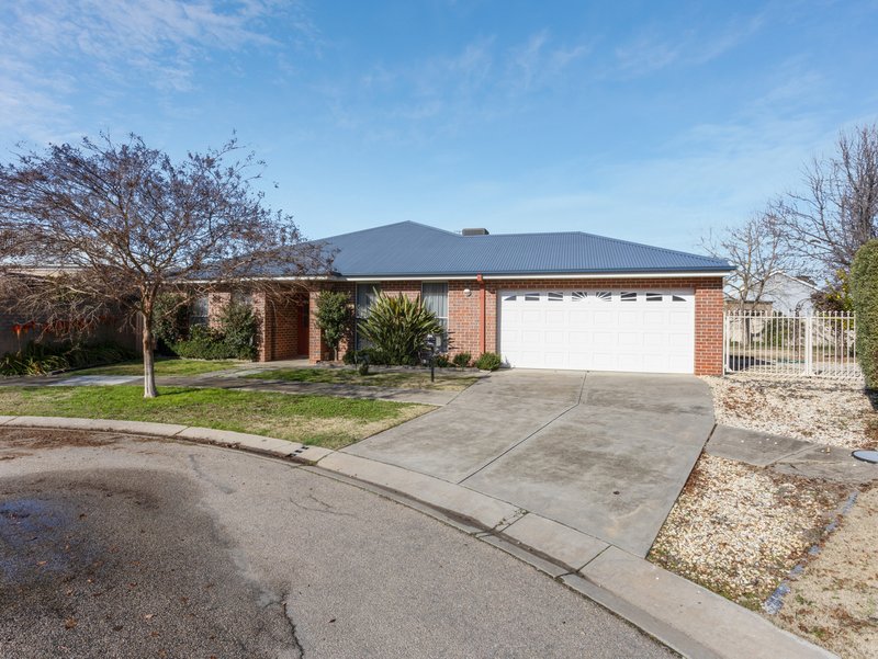 Photo - 9 Boston Court, Wangaratta VIC 3677 - Image 19