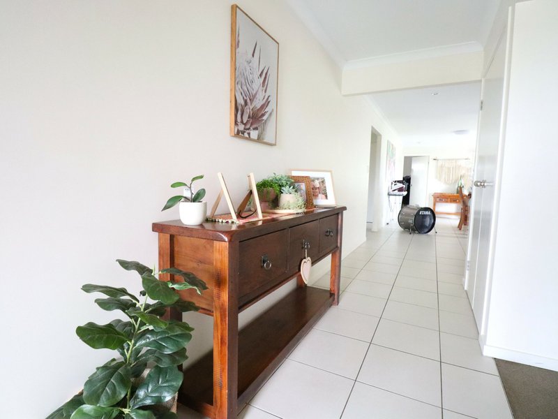 Photo - 9 Bottletree Court, Roma QLD 4455 - Image 5