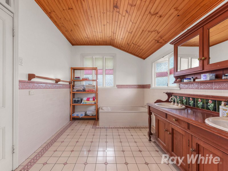 Photo - 9 Bourne Street, Clayfield QLD 4011 - Image 11