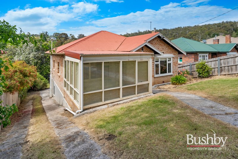 Photo - 9 Bowen Avenue, Trevallyn TAS 7250 - Image 2