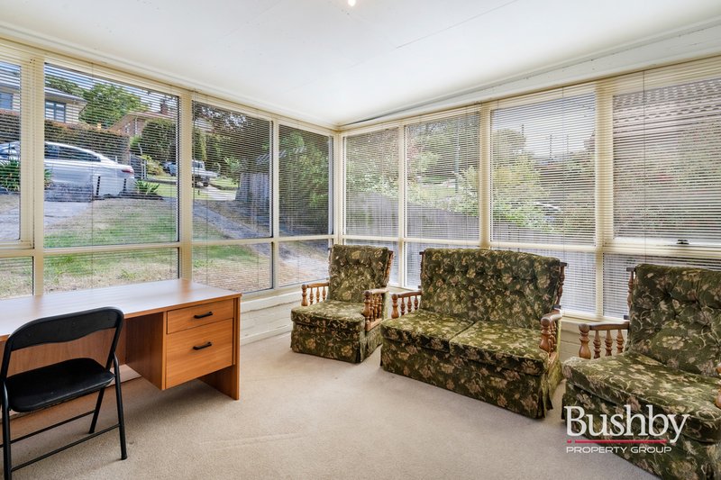 Photo - 9 Bowen Avenue, Trevallyn TAS 7250 - Image 4