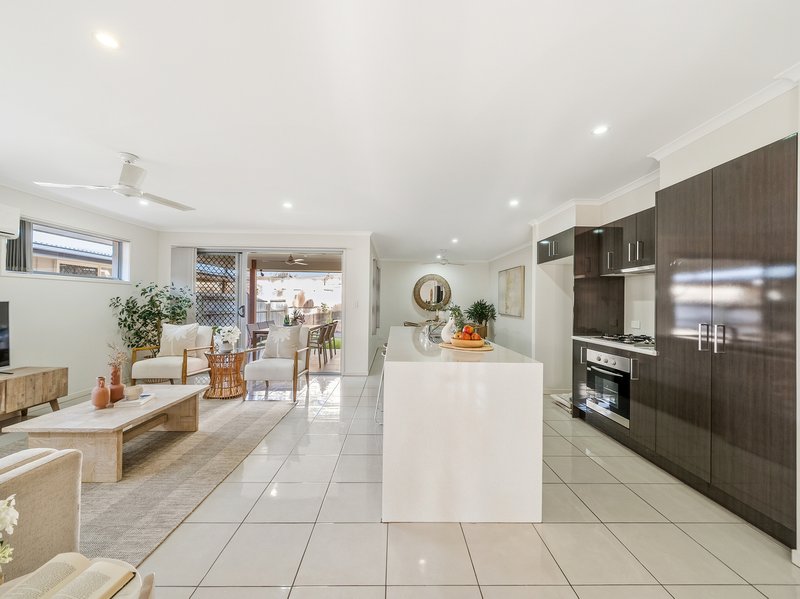 Photo - 9 Boyne Place, Warner QLD 4500 - Image 3