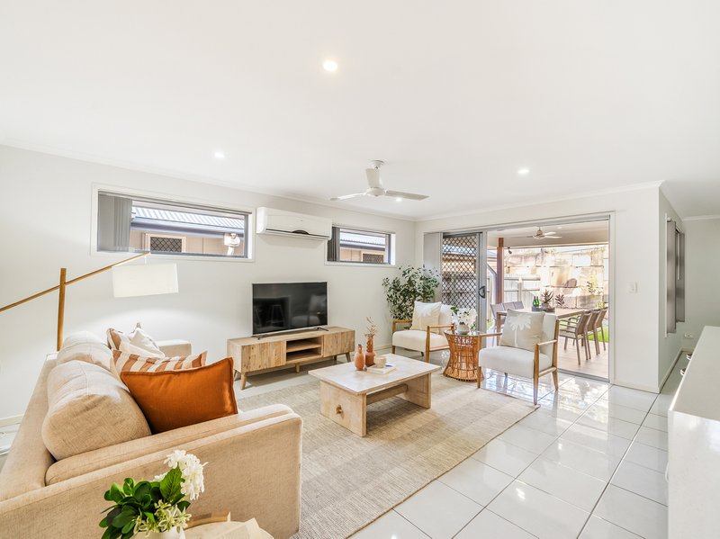 Photo - 9 Boyne Place, Warner QLD 4500 - Image 7