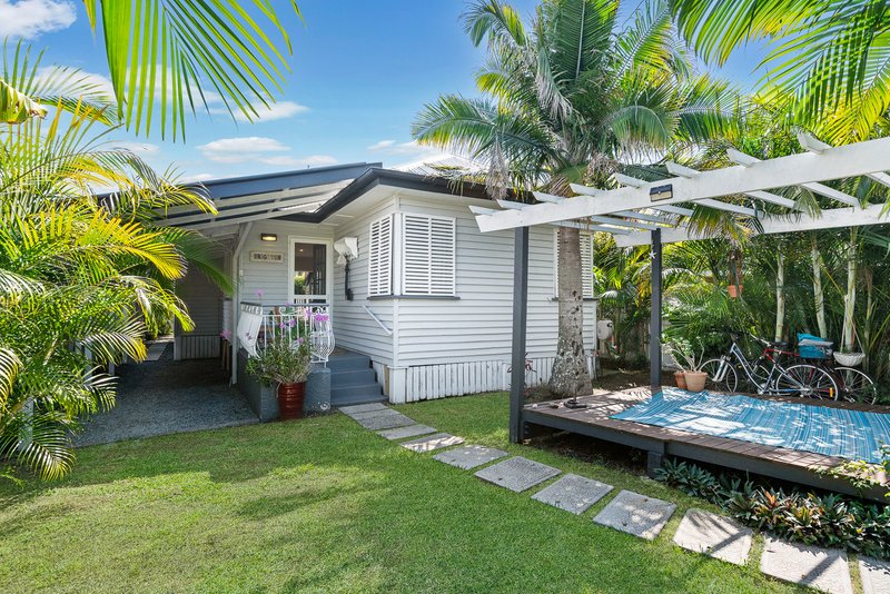 9 Bradfield Street, Brighton QLD 4017