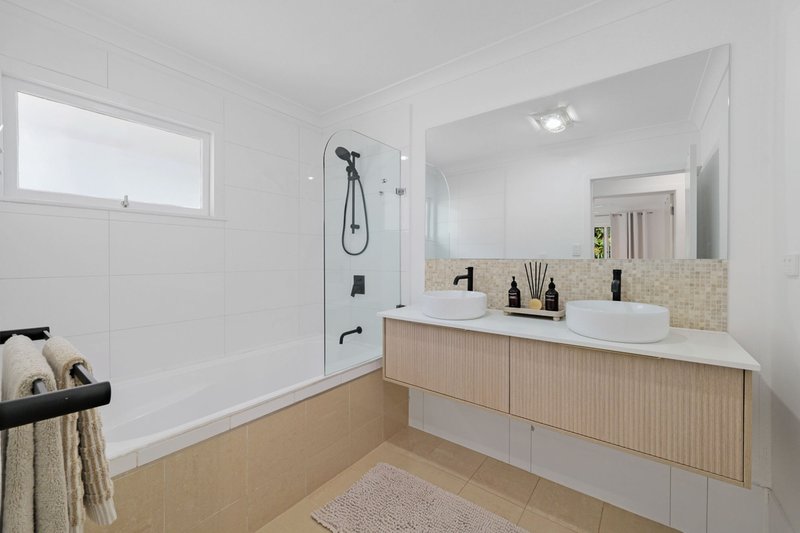 Photo - 9 Bramcote Street, Chermside West QLD 4032 - Image 16