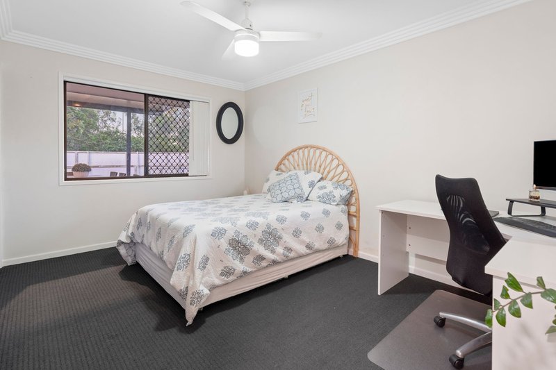 Photo - 9 Bramley Court, Mount Warren Park QLD 4207 - Image 14