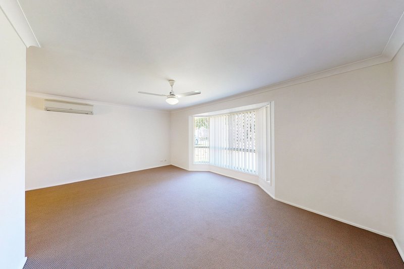 Photo - 9 Brampton Place, Taigum QLD 4018 - Image 3