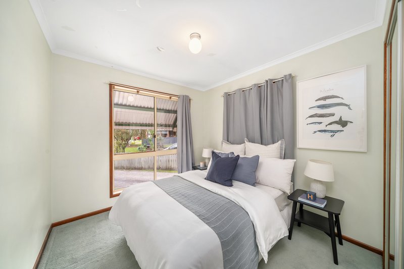 Photo - 9 Brandon Court, Kippa-Ring QLD 4021 - Image 11