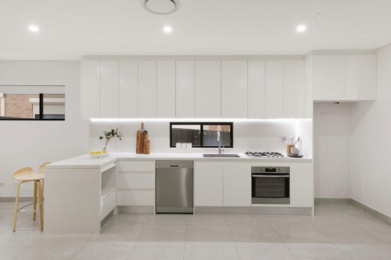Photo - 9 Braunbeck Street, Bankstown NSW 2200 - Image 3