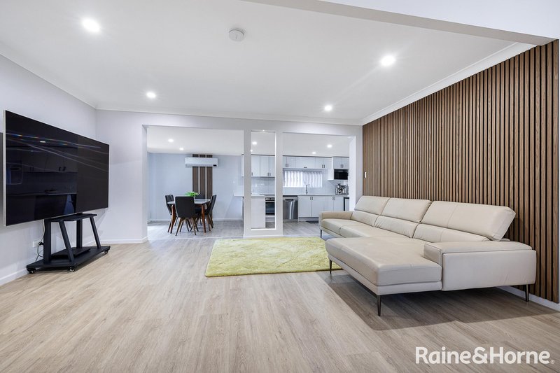 Photo - 9 Brentwood Drive, Daisy Hill QLD 4127 - Image 6