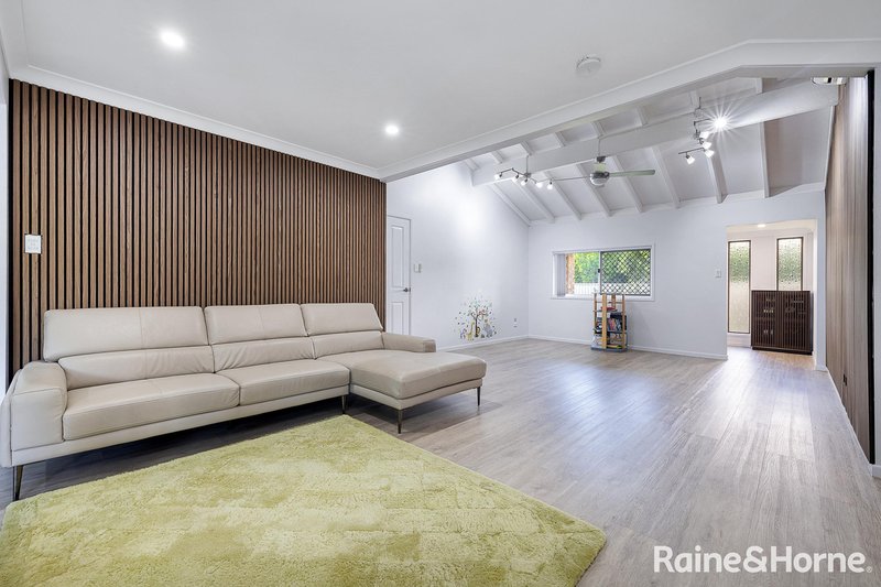 Photo - 9 Brentwood Drive, Daisy Hill QLD 4127 - Image 7