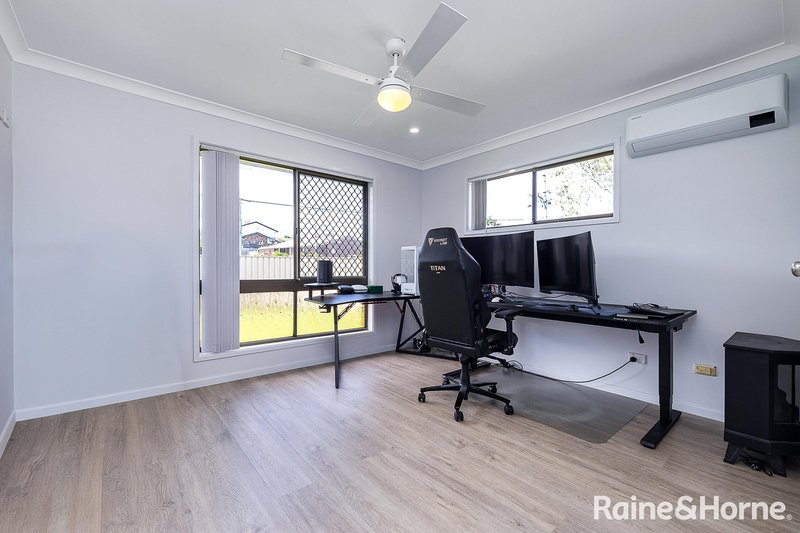 Photo - 9 Brentwood Drive, Daisy Hill QLD 4127 - Image 11