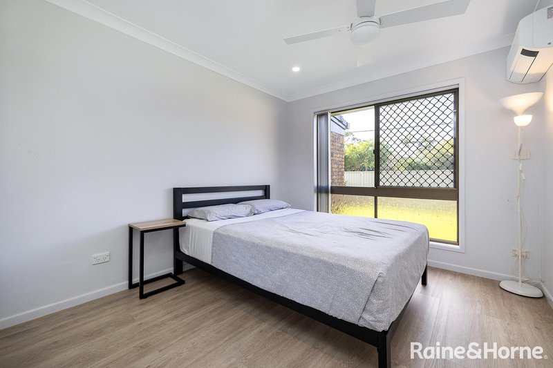 Photo - 9 Brentwood Drive, Daisy Hill QLD 4127 - Image 13