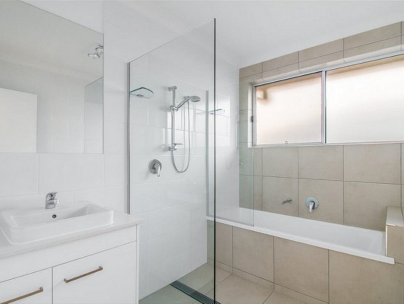 Photo - 9 Broadmead Street, Glenvale QLD 4350 - Image 11