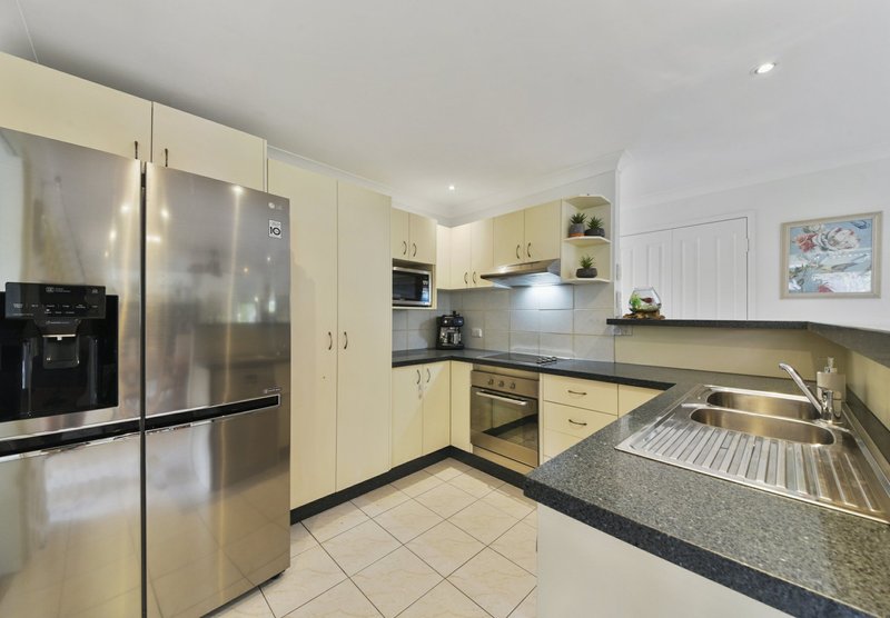 Photo - 9 Brolga Avenue, Kallangur QLD 4503 - Image 3