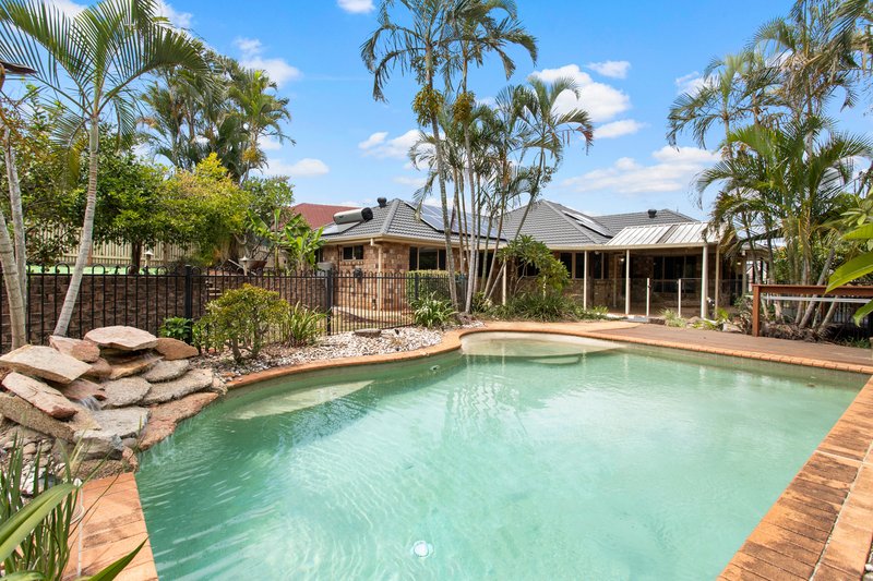 Photo - 9 Bromley Close, Murrumba Downs QLD 4503 - Image 1