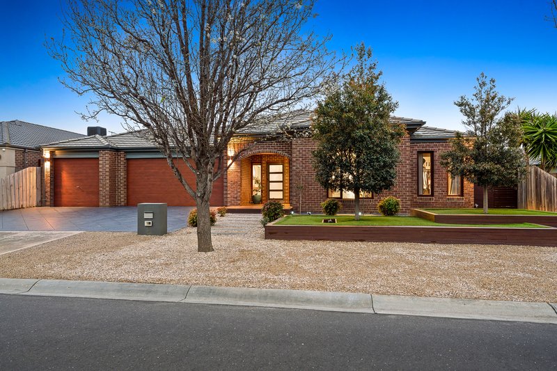 Photo - 9 Bronte Way, Taylors Hill VIC 3037 - Image 1