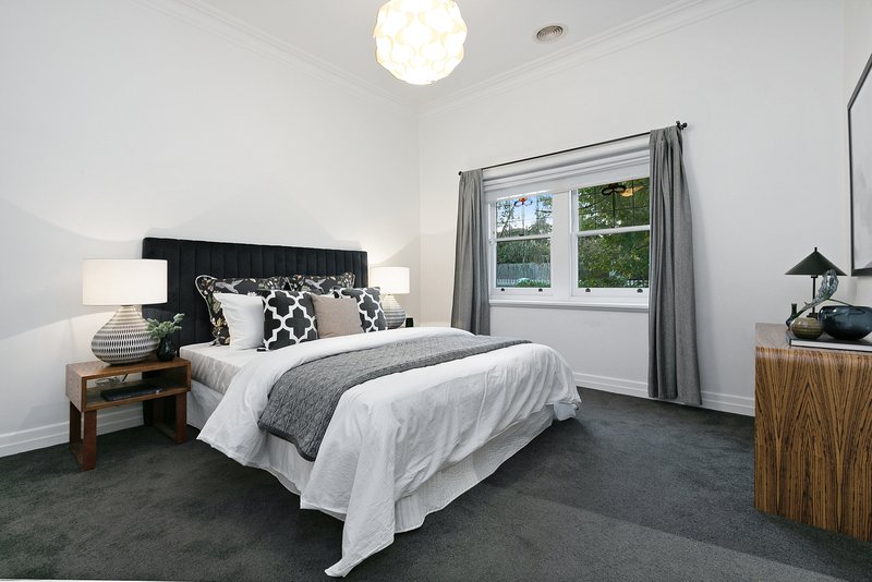 Photo - 9 Broughton Avenue, Reservoir VIC 3073 - Image 11