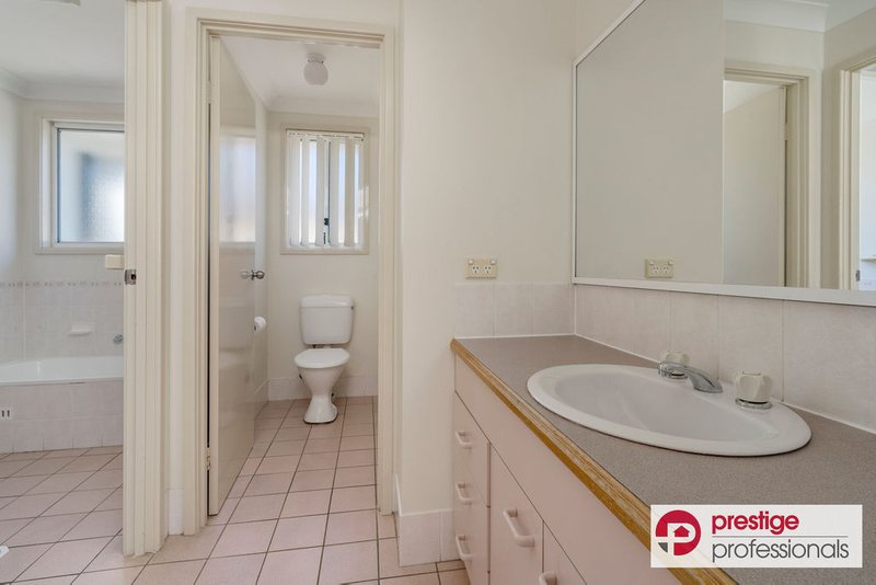 Photo - 9 Brownlow Court, Wattle Grove NSW 2173 - Image 7