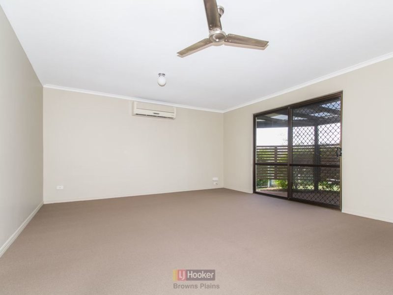 Photo - 9 Brushbox Street, Crestmead QLD 4132 - Image 8