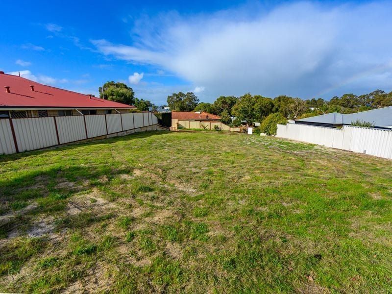 Photo - 9 Bryde Court, Dawesville WA 6211 - Image 2