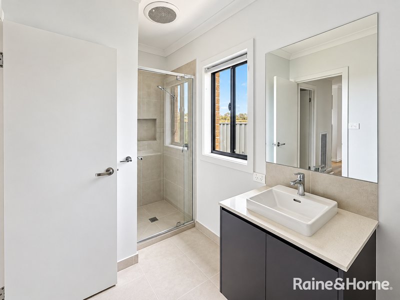 Photo - 9 Bucco Drive, Tarneit VIC 3029 - Image 12