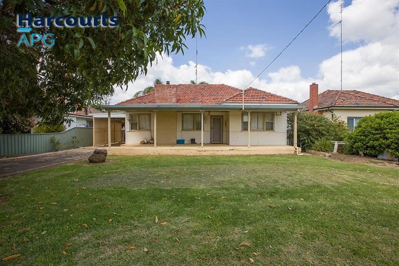 9 Buckby Road, Harvey WA 6220