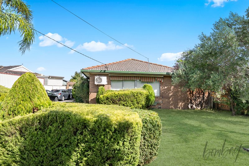 Photo - 9 Buller Parade, Lalor VIC 3075 - Image 1