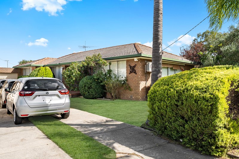 Photo - 9 Buller Parade, Lalor VIC 3075 - Image 2