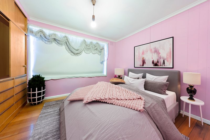 Photo - 9 Buller Parade, Lalor VIC 3075 - Image 9