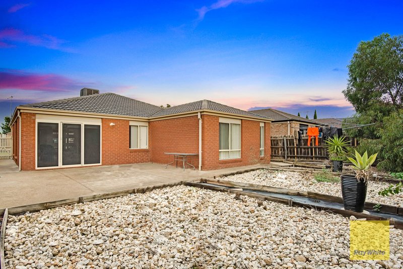 Photo - 9 Bunjil Way, Tarneit VIC 3029 - Image 13