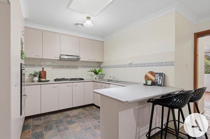 Photo - 9 Bunya Close, Palmerston ACT 2913 - Image 5