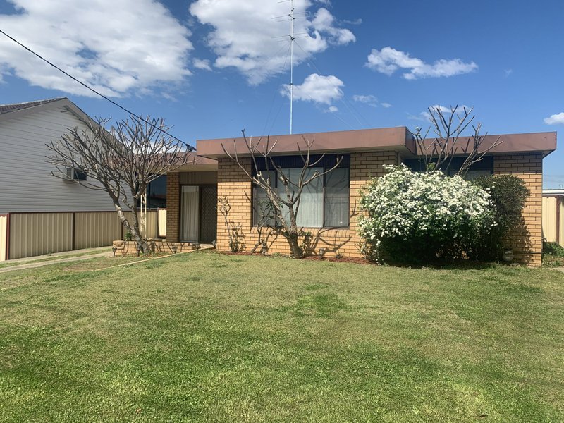 Photo - 9 Burnett Street, Cessnock NSW 2325 - Image 1