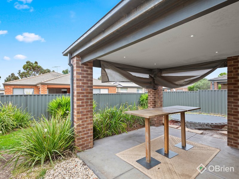 Photo - 9 Bush Street, Manor Lakes VIC 3024 - Image 10