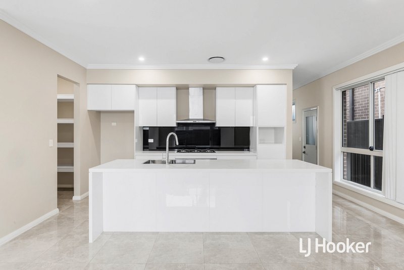 Photo - 9 Cabalima Street, Box Hill NSW 2765 - Image 2
