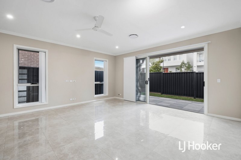 Photo - 9 Cabalima Street, Box Hill NSW 2765 - Image 6