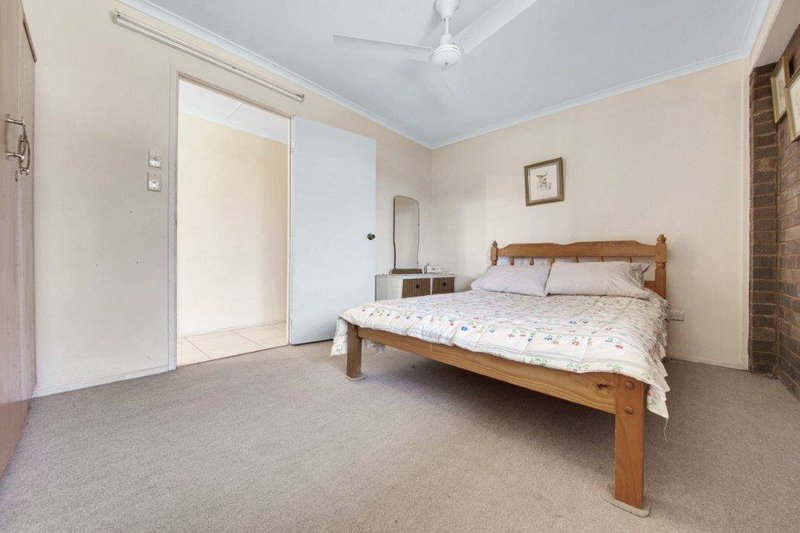 Photo - 9 Caledon Street, Tannum Sands QLD 4680 - Image 17