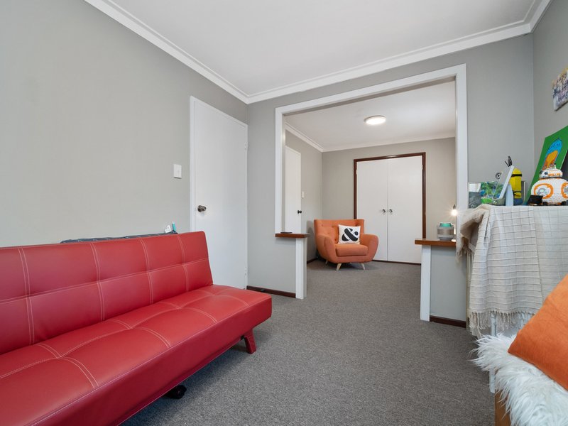 Photo - 9 Caley Road, Padbury WA 6025 - Image 14