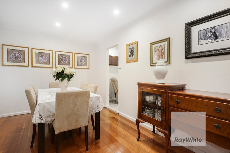 Photo - 9 Calshot Grove, Gladstone Park VIC 3043 - Image 8