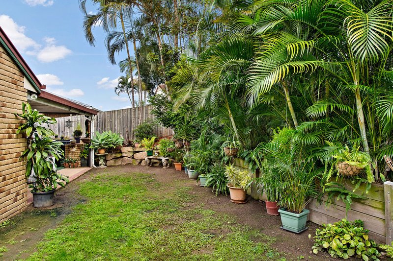 Photo - 9 Camberwell Drive, Kallangur QLD 4503 - Image 15