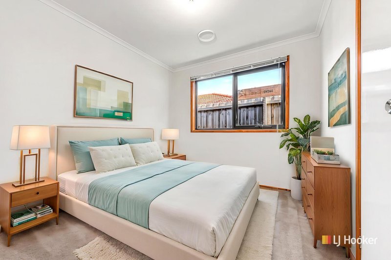 Photo - 9 Camdale Close, Hampton Park VIC 3976 - Image 13
