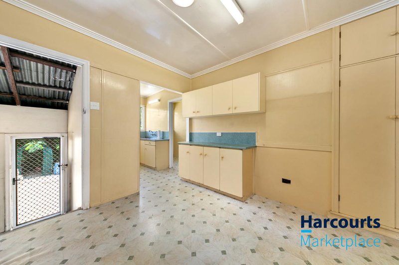 Photo - 9 Campana Street, Oxley QLD 4075 - Image 7