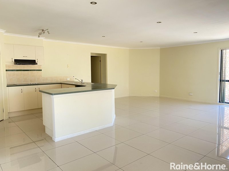 Photo - 9 Canning Court, Kuraby QLD 4112 - Image 10