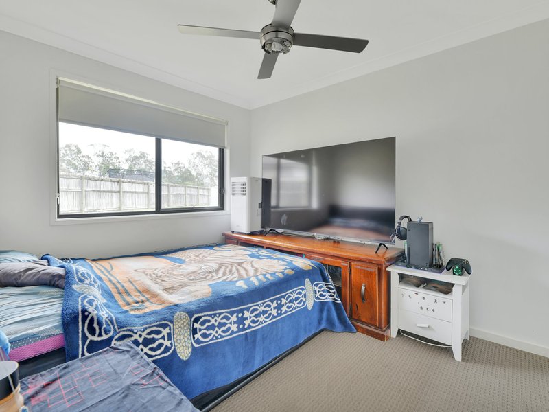 Photo - 9 Canopy View Court, Flagstone QLD 4280 - Image 12