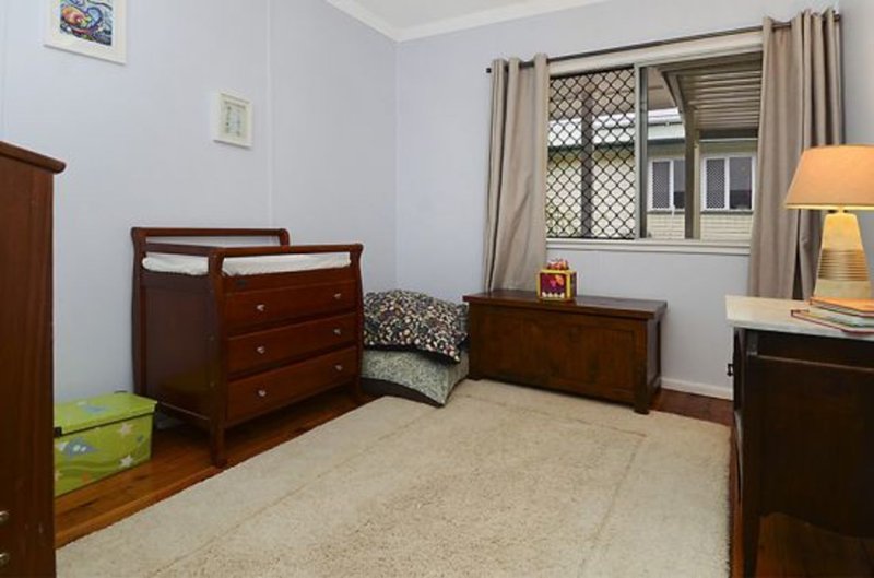 Photo - 9 Canterbury Street, Mount Gravatt East QLD 4122 - Image 8