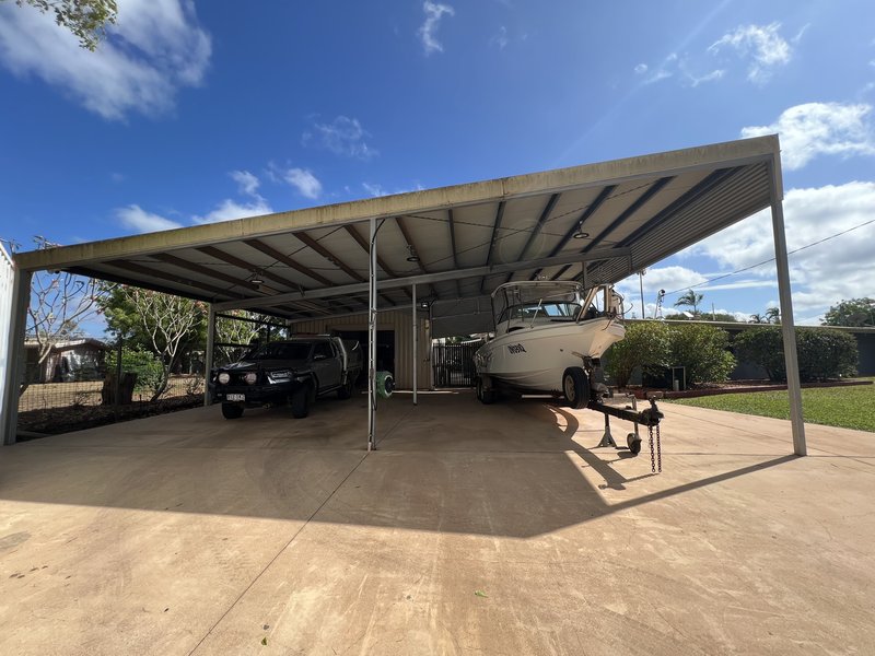 Photo - 9 Carcoola Court, Rocky Point QLD 4874 - Image 6